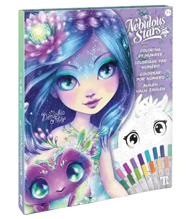 Une illustration colorée montre une personne aux longs cheveux bleus avec des étoiles sur le visage tenant une créature violette aux grands yeux dans un style fantastique et féerique avec des marqueurs colorés à côté.

Description générée par IA